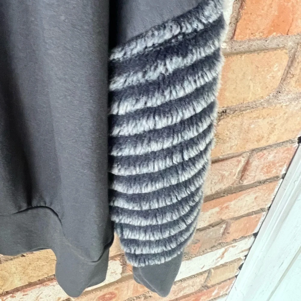 Young Fabulous & Broke Bella Faux Fur Sweatshirt_7